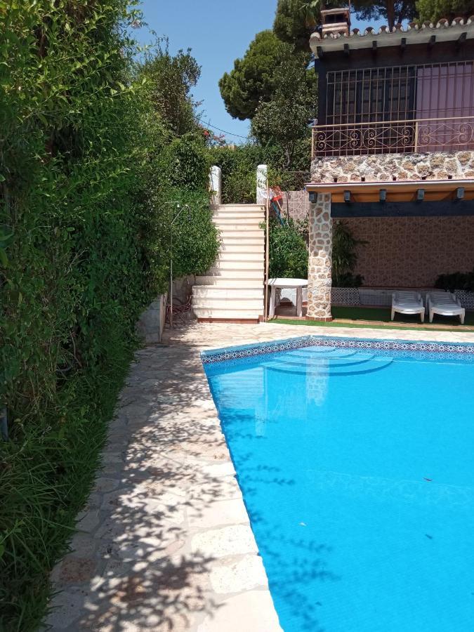 Villa Con Piscina Privada Torremolinos Exteriér fotografie